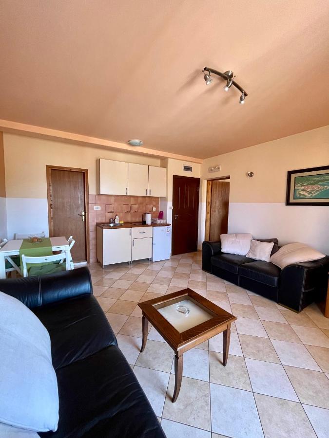 Apartmani Bojana 부드바 외부 사진