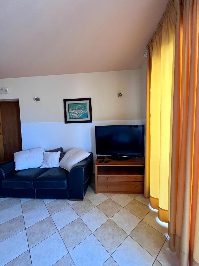 Apartmani Bojana 부드바 외부 사진