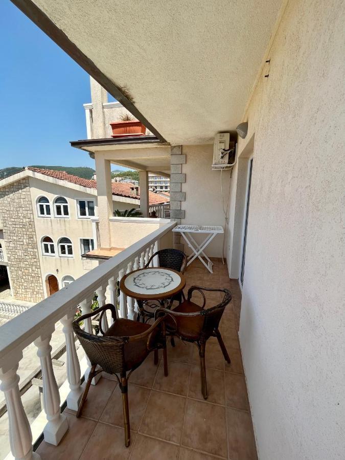Apartmani Bojana 부드바 외부 사진